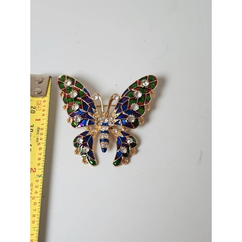 Brooch